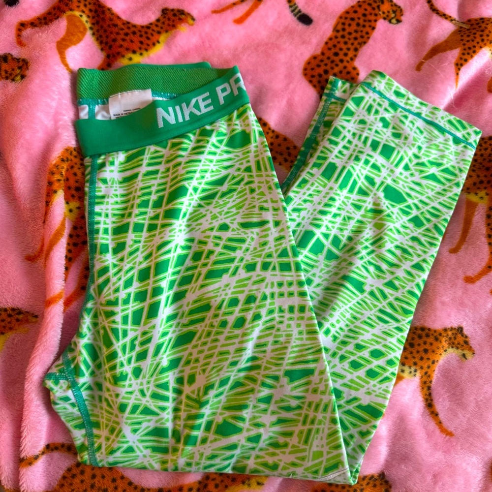 Nike Pro Lime Green Lightning Printed Capri Leggings Tights Size Small Spandex